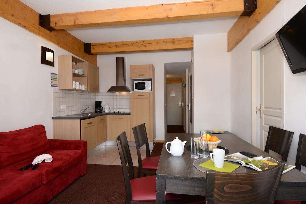 Residence Odalys Le Pelvoux La Plagne Rom bilde